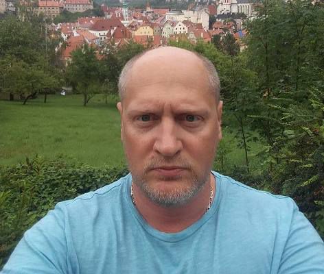 Павло Шаройко перебуває у слідчому ізоляторі КДБ у Білорусі. Дружина поїхала до нього