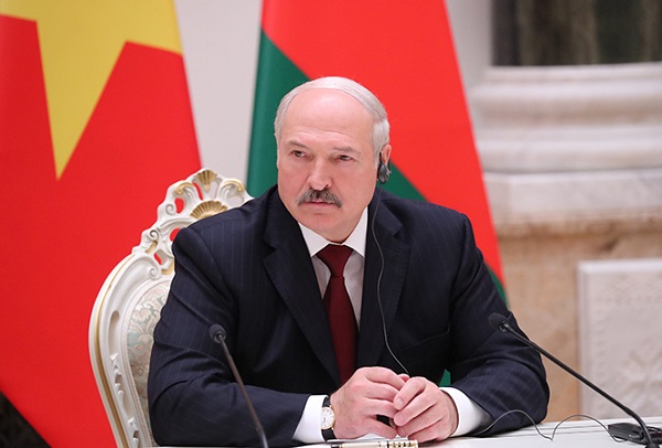 Лукашенко сказав, що обговорював справу Павла Шаройка з Порошенком