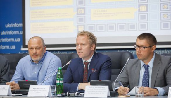 Створення суспільного мовника в Україні на грані зриву через податкову - експерти