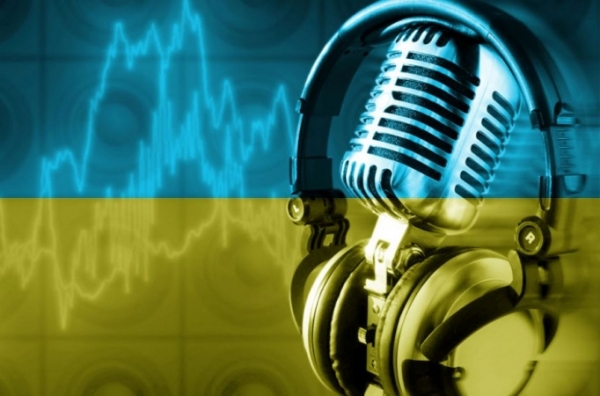 Псевдопосилання, оцінні судження, відсутність бекґраундів — основні вади новин «Українського радіо» у вересні