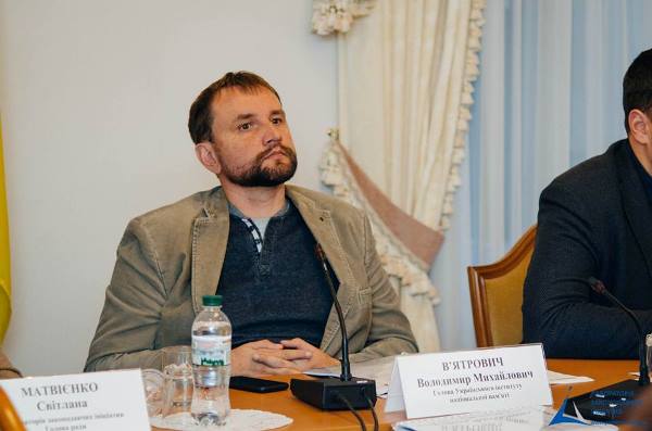 «UA: Культура» планує наживо транслювати культурні події України, розпочне зі звіту Воломира В’ятровича