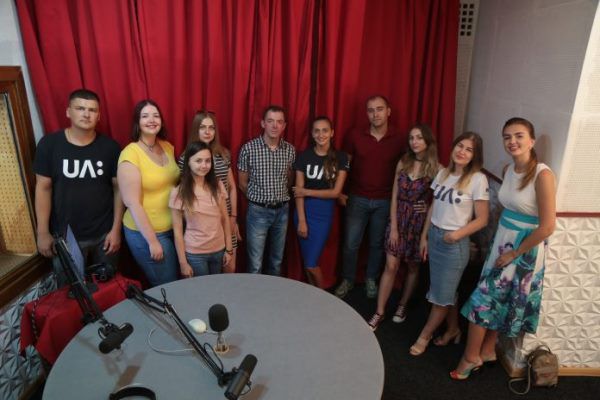 Журналісти радіо і телебачення Суспільного мовника Буковини запишуть 100 казок за 100 днів