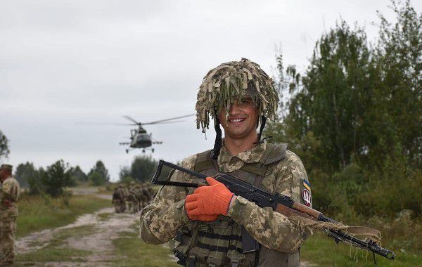 Суспільне шукає продюсера для програми про українську армію