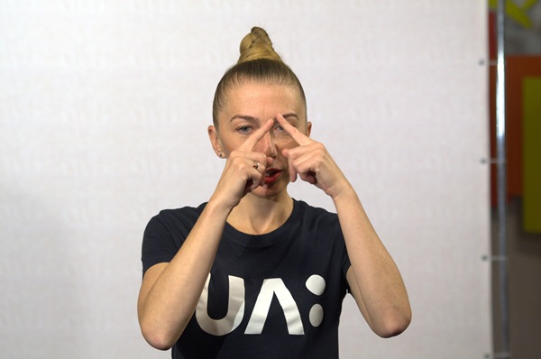 До Міжнародного дня глухих на Суспільному покажуть міжпрограмки мовою жестів