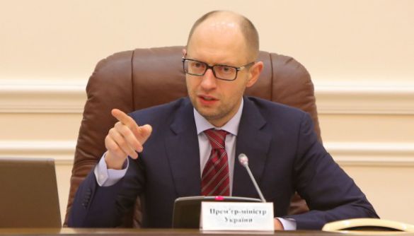 Яценюк щодо НСТУ: Як прем’єр-міністр, я погодився б на «державну установу», а як громадянин – тільки за ПАТ