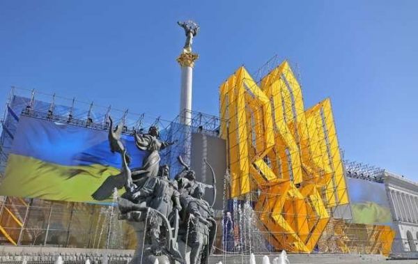 «Українське радіо», «Промінь» і «Культура» до Дня Незалежності транслюватимуть включення з майдану, прем'єри програм і спецефіри