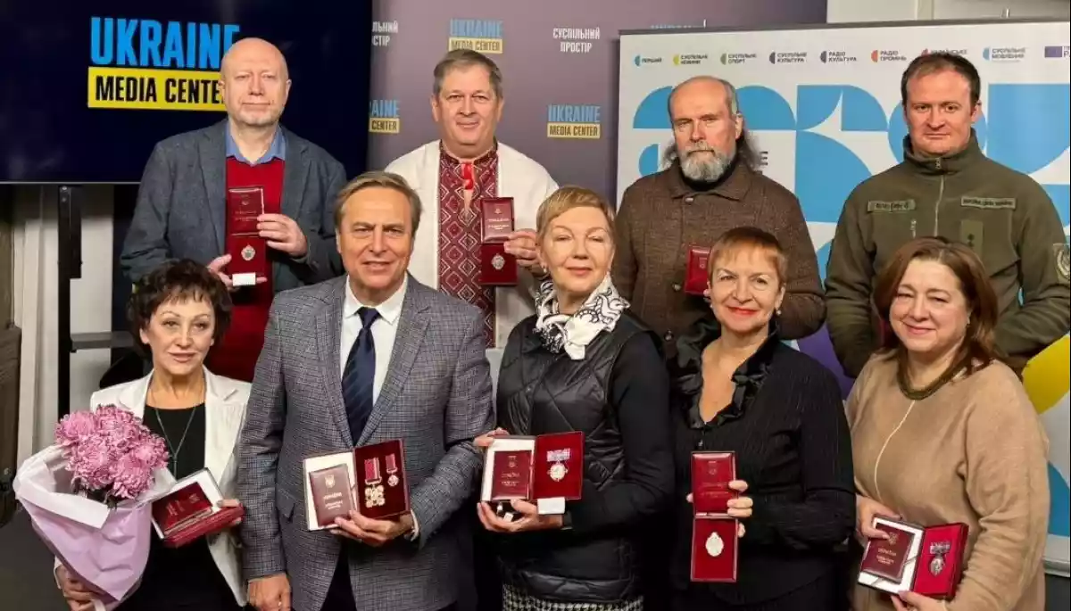 Голова Держкомтелерадіо вручив державні нагороди працівникам «Українського радіо»