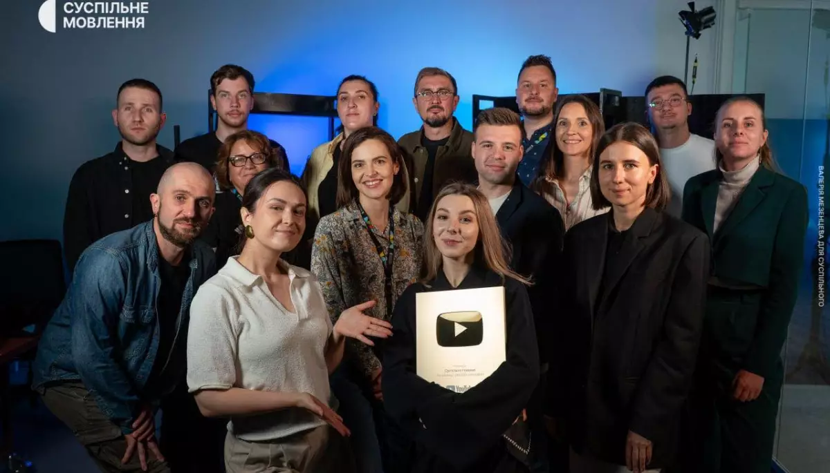 Команда «Суспільне Новини» отримала «Золоту кнопку» від Ютубу