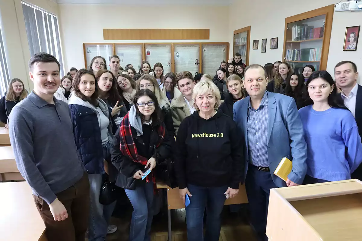 Критична функція інформування та незалежність від влади: лекція представників Суспільного у Вінниці