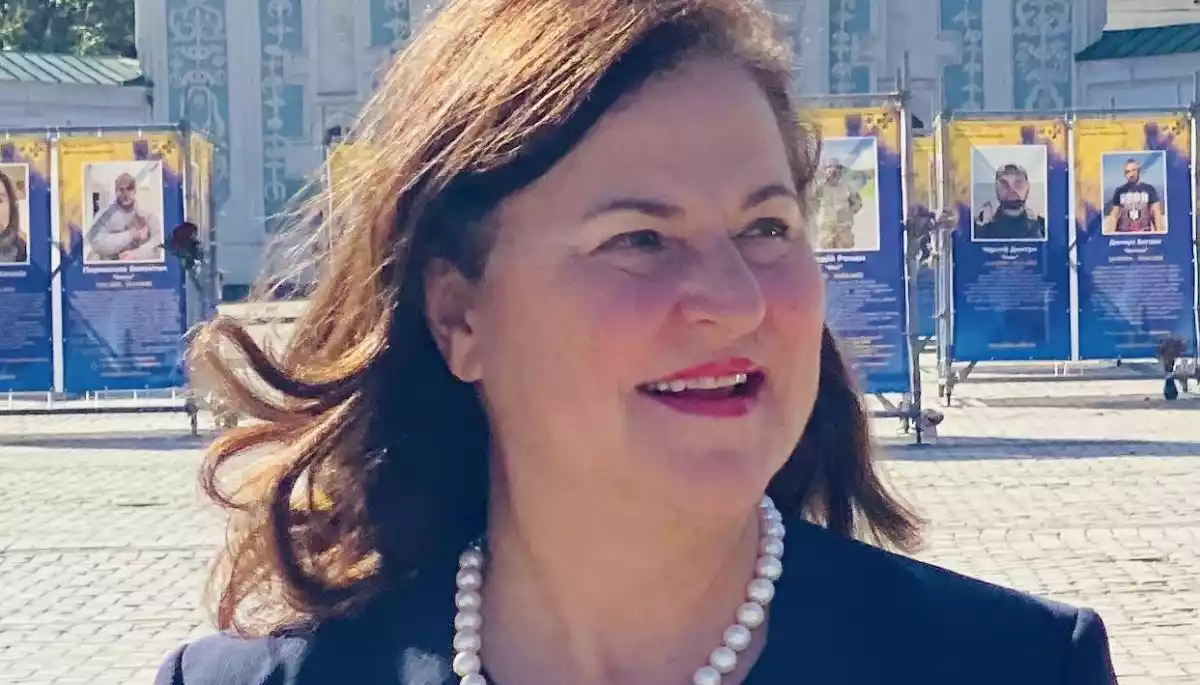 Посолка Європейського Союзу в Україні Катаріна Матернова привітала Суспільне з 9-річчям