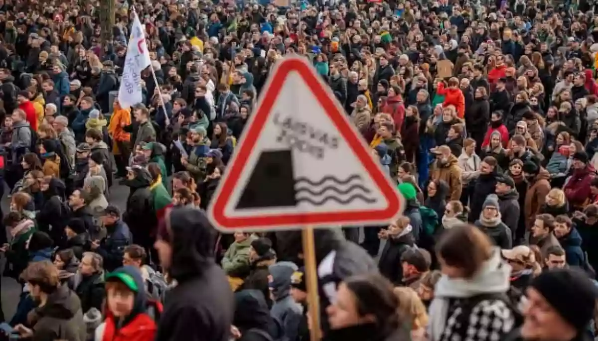 У Литві понад 10 тисяч людей вийшли на протест через поправки щодо суспільного мовника LRT