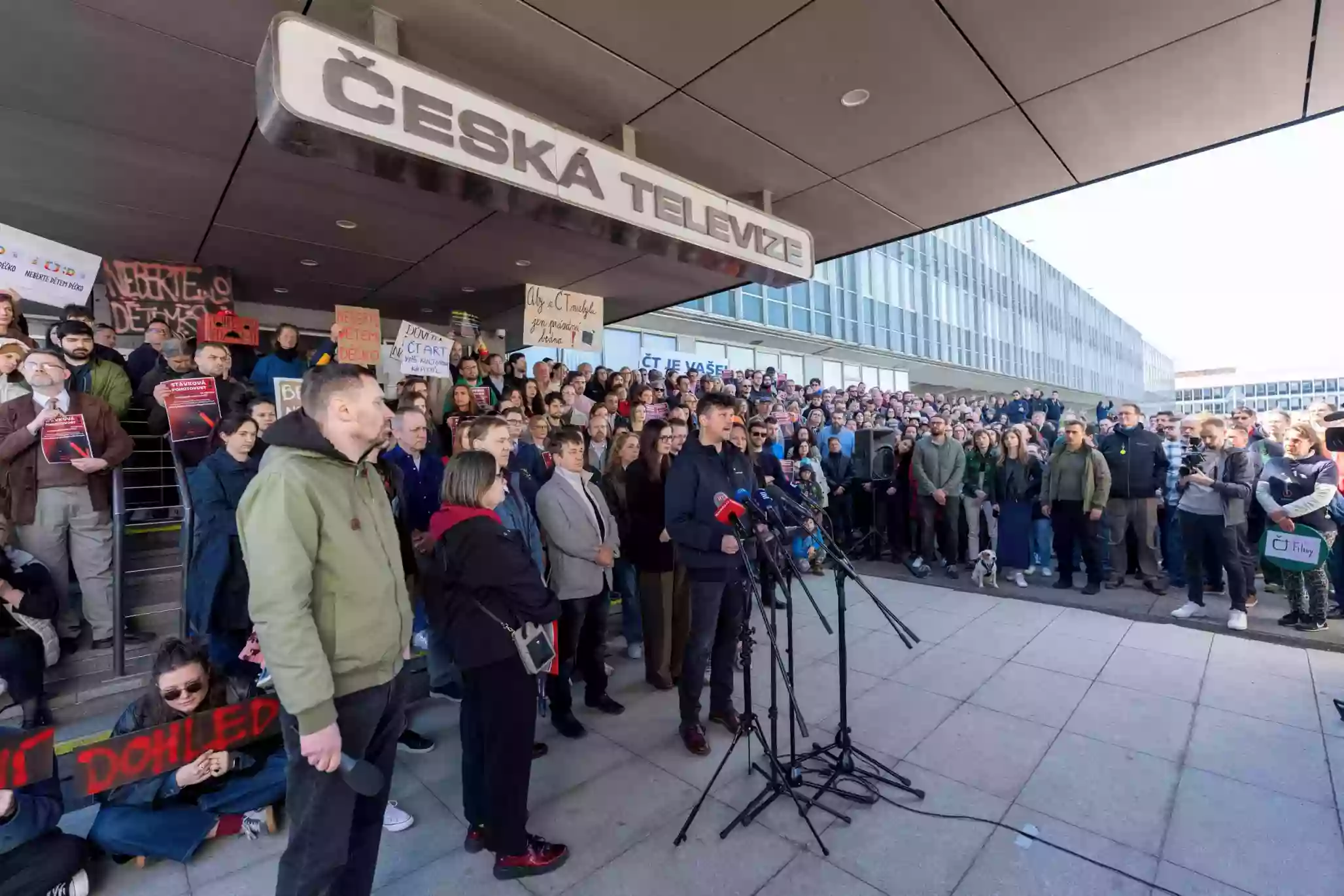 Чеські профспілки оголосили страйк через новий законопроєкт про суспільне мовлення