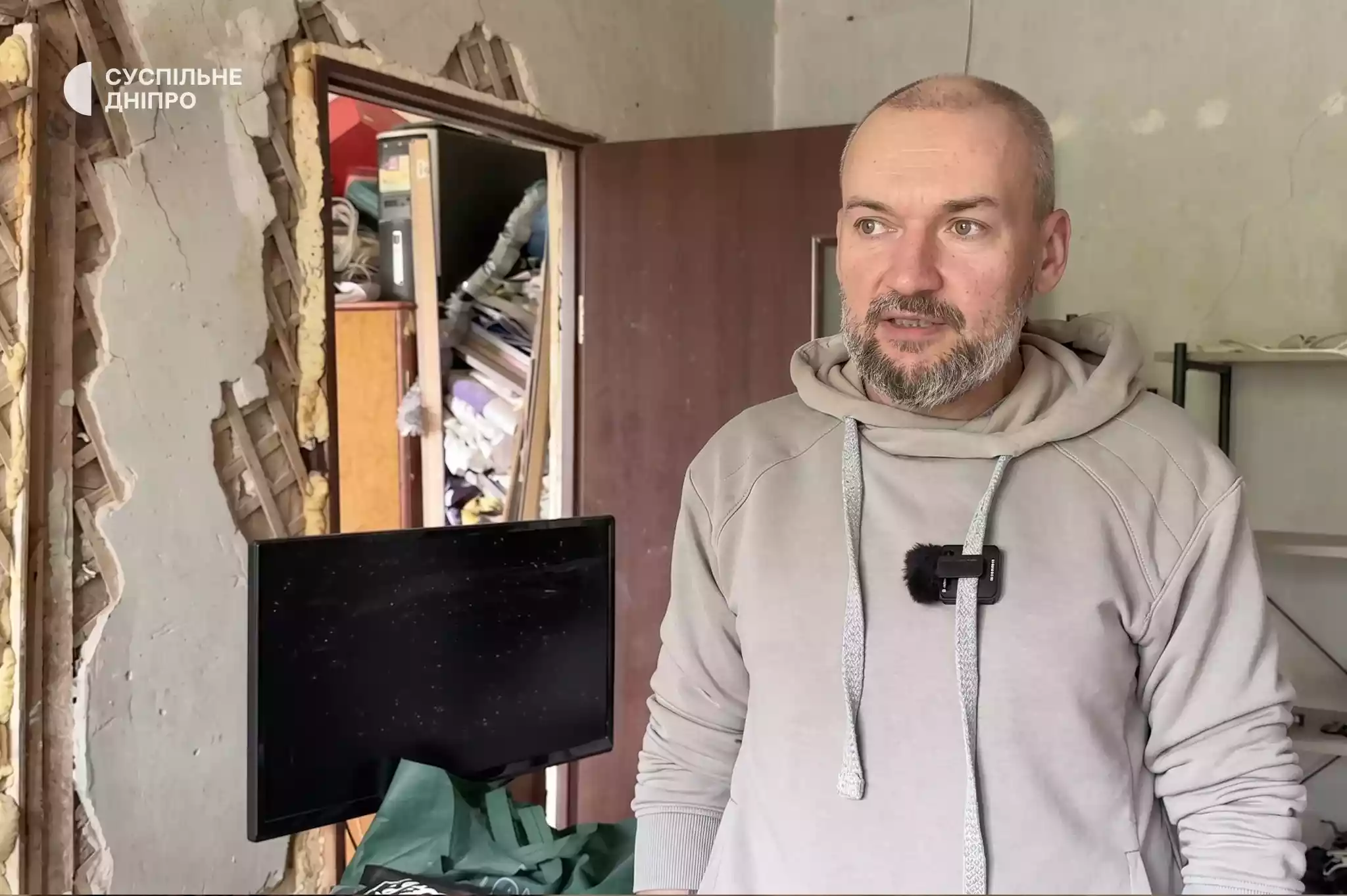 У Дніпрі внаслідок масованої російської атаки пошкоджено квартиру оператора Суспільного