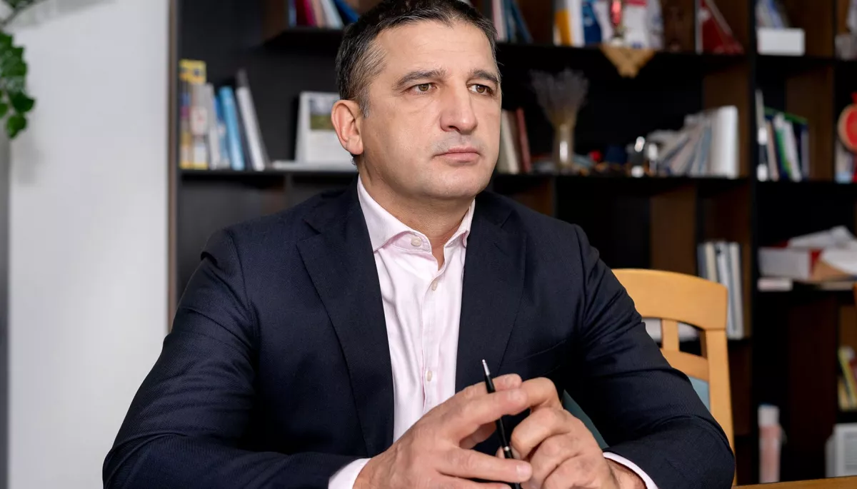 Голова суспільного мовника Молдови йде у відставку після скандалу з балами для України та Румунії на «Євробаченні» Голова суспільного мовника Молдови йде у відставку після скандалу з балами для України та Румунії на «Євробаченні»